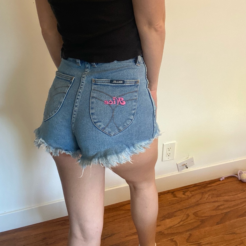Rollas Shorts RARE ✨ - Picture 4 of 5